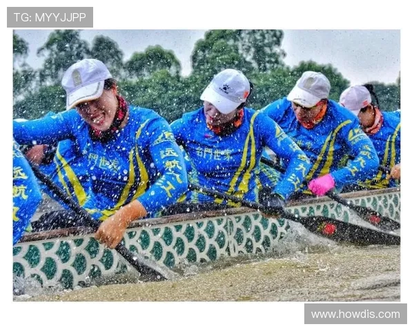 中国队在国际龙舟邀请赛中包揽所有单项冠军展现强大实力 中国队在国际龙舟邀请赛中包揽所有单项冠军展现强大实力